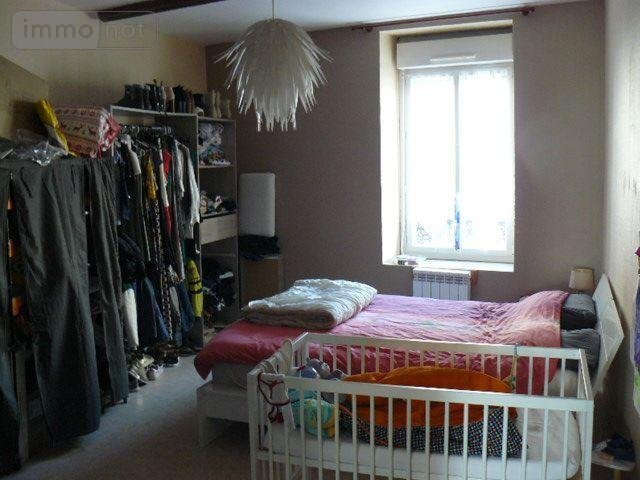 Immeuble a vendre Châtel-sur-Moselle 88330 Vosges 209 m2  82000 euros