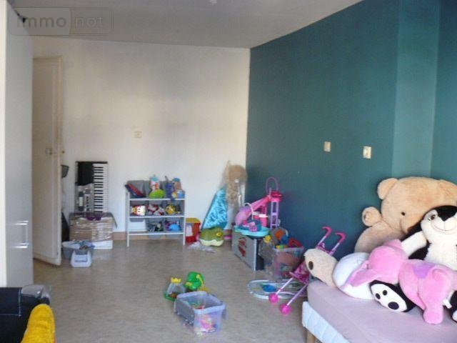 Immeuble a vendre Châtel-sur-Moselle 88330 Vosges 209 m2  82000 euros