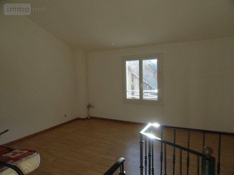 Maison a vendre Saint-Gilles 30800 Gard 74 m2 3 pièces 180200 euros