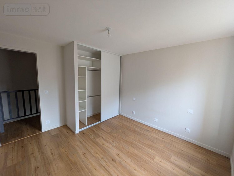 Location maison Guichen 35580 Ille-et-Vilaine 38 m2 2 pièces 550 euros