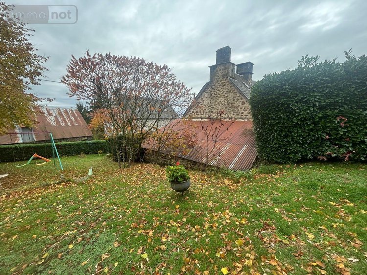 Maison a vendre Anglards-de-Salers 15380 Cantal 165 m2  159000 euros