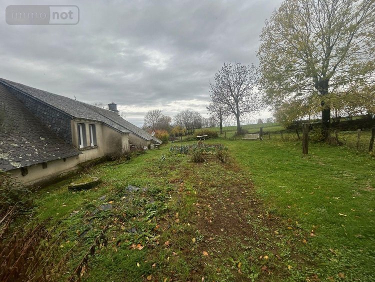 Maison a vendre Anglards-de-Salers 15380 Cantal 165 m2  159000 euros