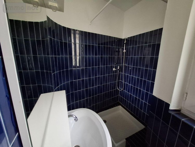 Immeuble a vendre Souillac 46200 Lot 287 m2  294400 euros