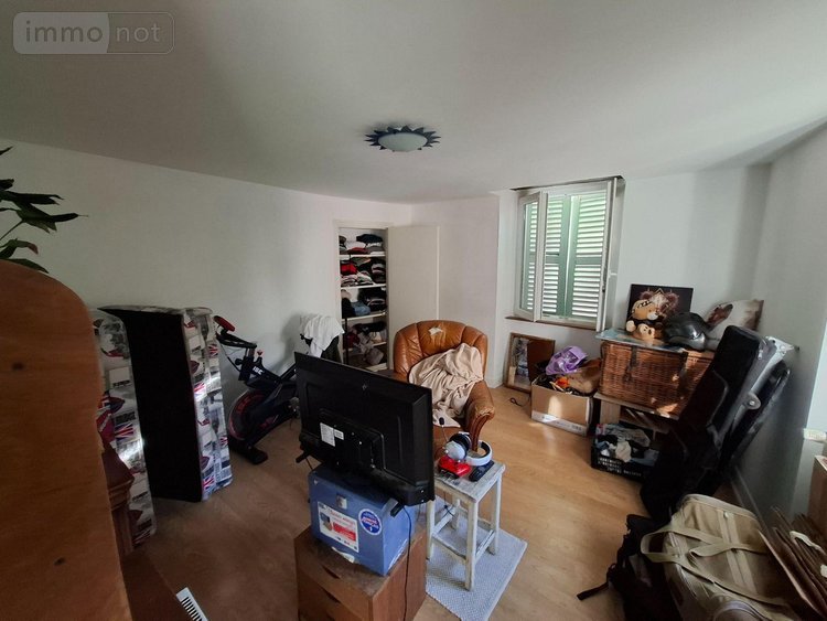 Immeuble a vendre Souillac 46200 Lot 287 m2  294400 euros