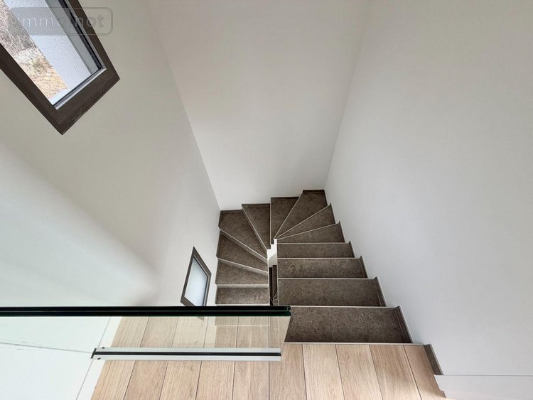 Maison a vendre Saint-Alban-Leysse 73230 Savoie 189 m2 6 pièces 1150000 euros