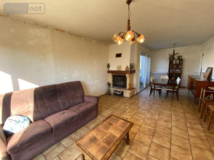 Maison a vendre Arpajon-sur-Cère 15130 Cantal 118 m2  142040 euros