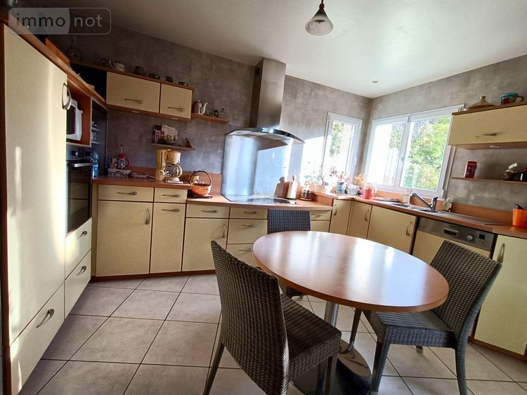 Maison a vendre Bruz 35170 Ille-et-Vilaine 223 m2 7 pièces 672750 euros