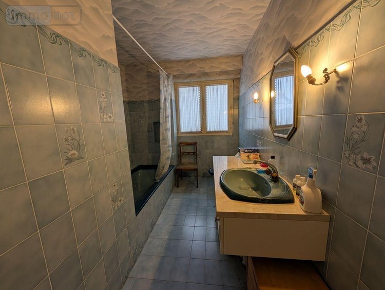 Maison a vendre Lesneven 29260 Finistère 140 m2 8 pièces 297800 euros