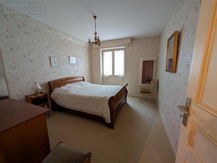Maison a vendre Lesneven 29260 Finistère 140 m2  303000 euros