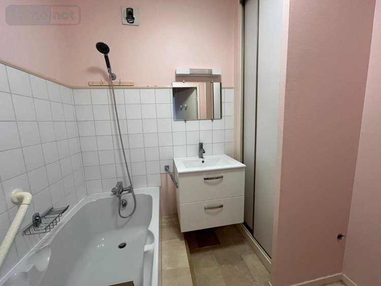 Location appartement Bernay 27300 Eure 91 m2 4 pièces 850 euros