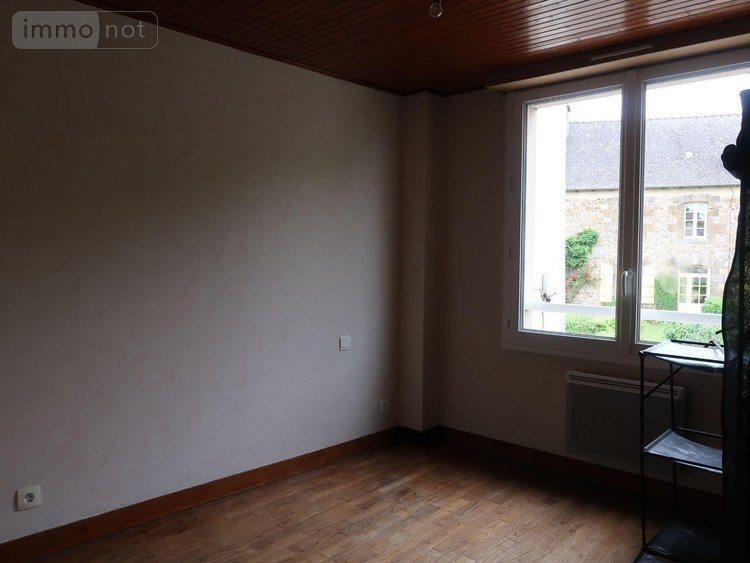 Location maison Irodouër 35850 Ille-et-Vilaine 55 m2 3 pièces 450 euros