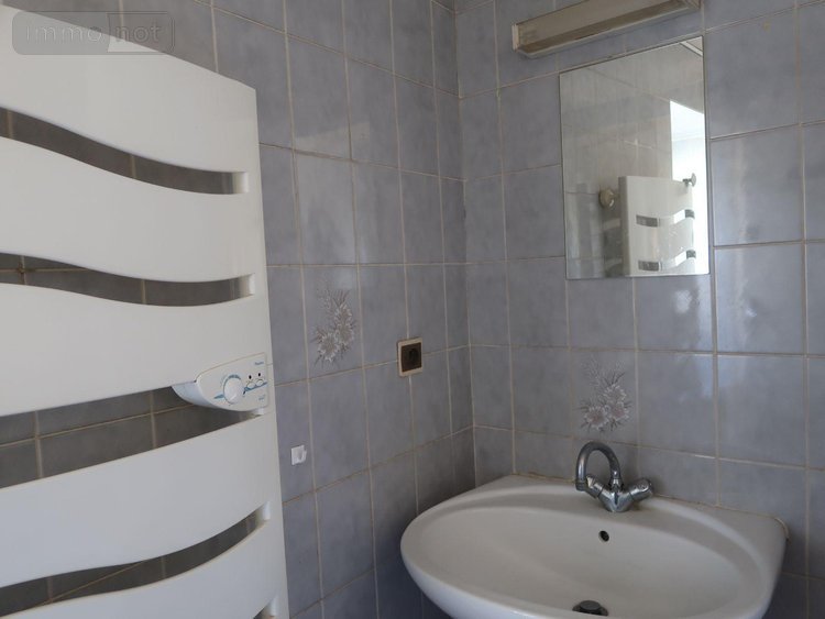 Location maison Irodouër 35850 Ille-et-Vilaine 55 m2 3 pièces 450 euros