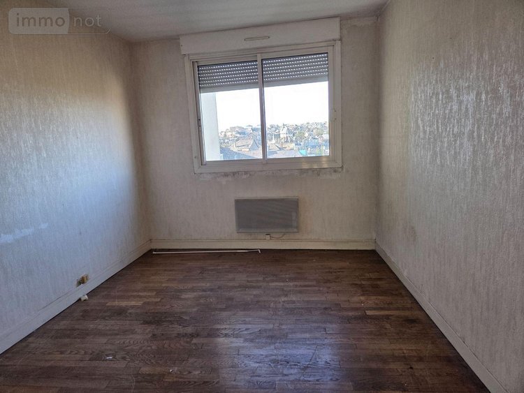 Immeuble a vendre Mayenne 53100 Mayenne 91 m2  218400 euros