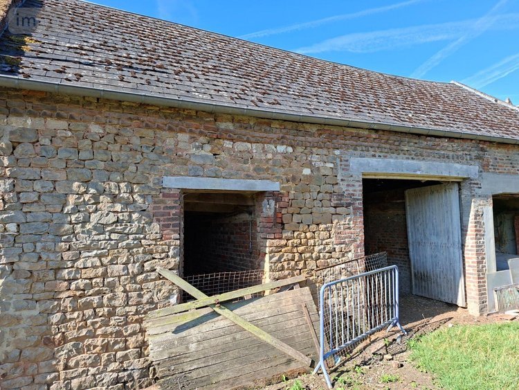 Immeuble a vendre Crécy-sur-Serre 02270 Aisne 197 m2  151580 euros