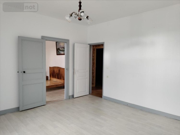 Maison a vendre Luché-Pringé 72800 Sarthe 216 m2 8 pièces 159000 euros