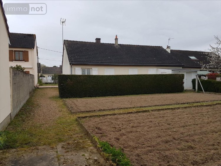 Maison a vendre La Flèche 72200 Sarthe 100 m2 4 pièces 190800 euros