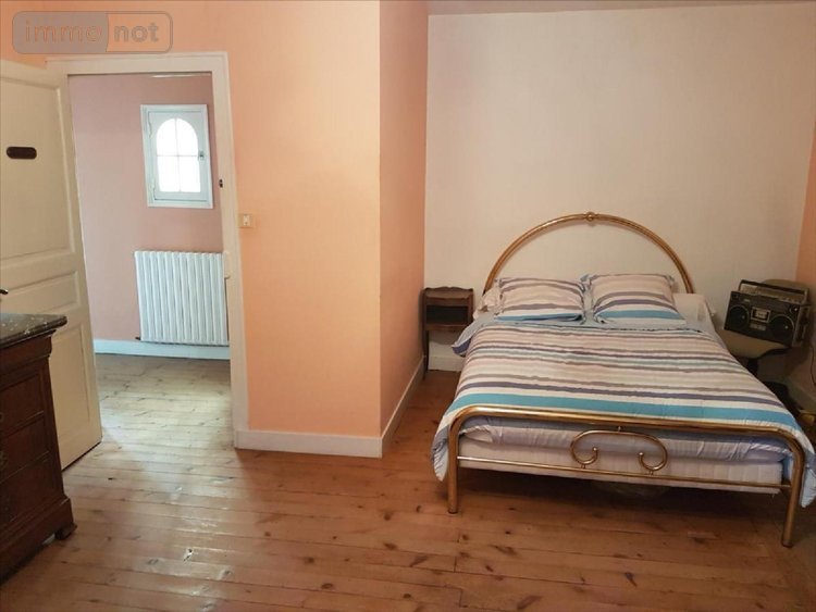 Maison a vendre La Flèche 72200 Sarthe 227 m2 10 pièces 272480 euros