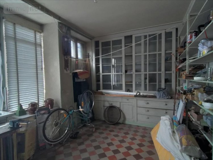 Maison a vendre Luché-Pringé 72800 Sarthe 140 m2 10 pièces 43000 euros