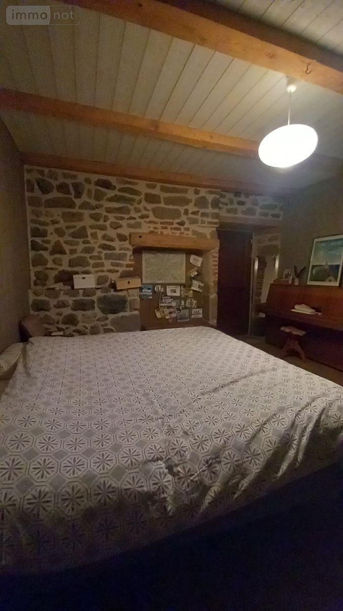Maison a vendre Collandres 15400 Cantal 175 m2  263500 euros