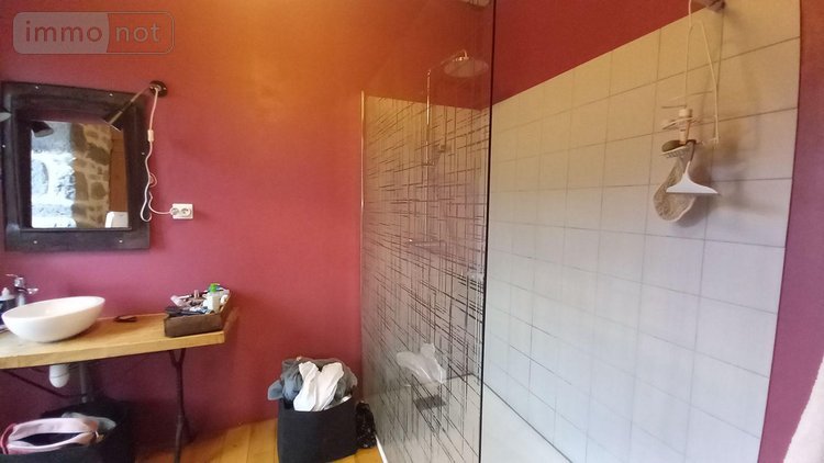 Maison a vendre Collandres 15400 Cantal 175 m2  263500 euros