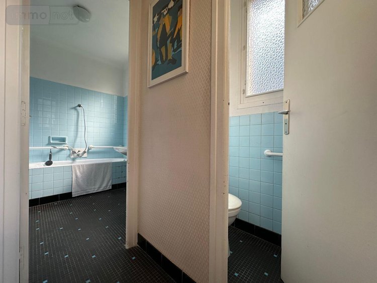 Immeuble a vendre Douarnenez 29100 Finistère 241 m2  212360 euros