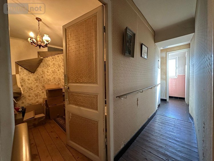 Immeuble a vendre Douarnenez 29100 Finistère 241 m2  212360 euros