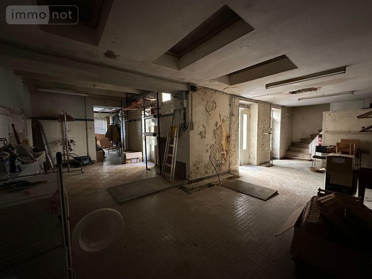 Immeuble a vendre Douarnenez 29100 Finistère 241 m2  212360 euros