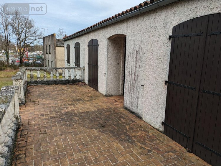 Maison a vendre Les Herbiers 85500 Vendée 120 m2 6 pièces 414000 euros