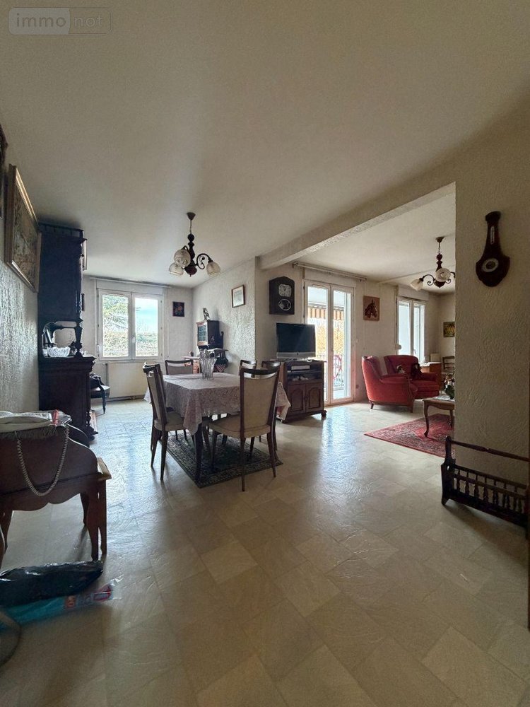 Appartement a vendre Charnay-lès-Mâcon 71850 Saône-et-Loire 105 m2 6 pièces 249600 euros