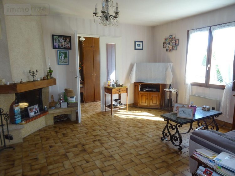 Maison a vendre Chauvigny 86300 Vienne 103 m2 5 pièces 172200 euros