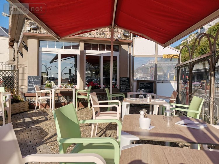 Fonds et murs commerciaux a vendre Le Tréport 76470 Seine-Maritime 100 m2  127000 euros