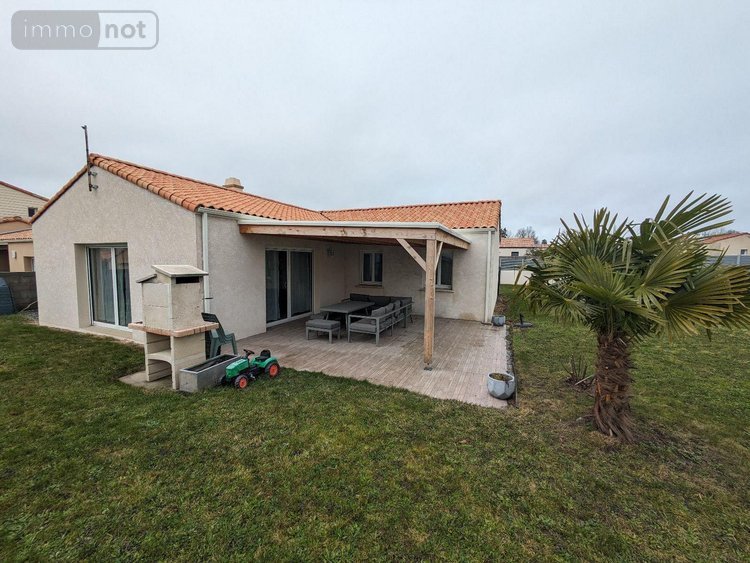 Maison a vendre Saint-Malô-du-Bois 85590 Vendée 104 m2 6 pièces 249900 euros
