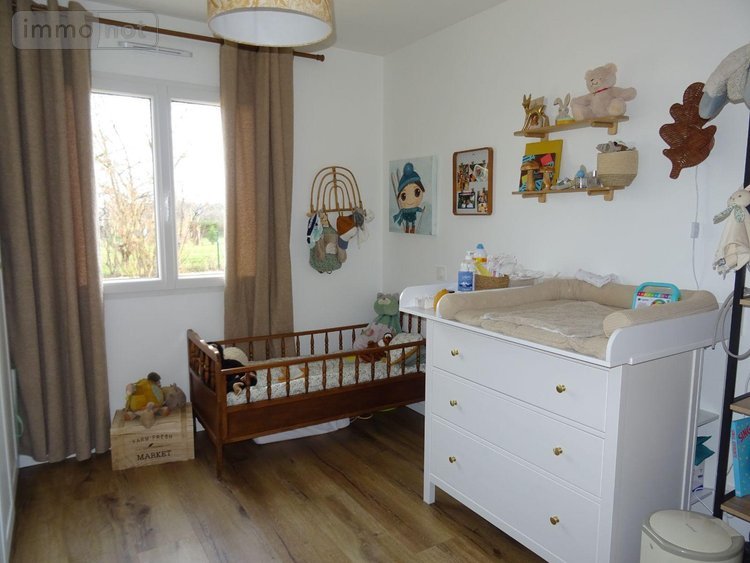 Maison a vendre Chauvigny 86300 Vienne 89 m2  229240 euros