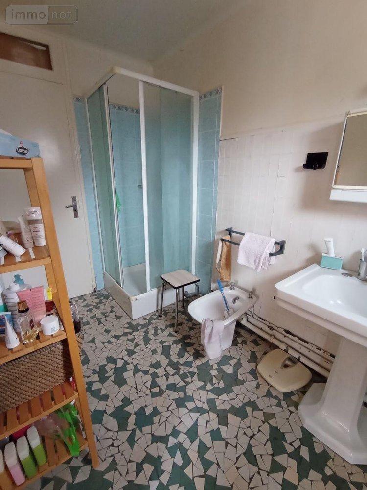 Maison a vendre Condé-en-Normandie 14110 Calvados 215 m2 8 pièces 157750 euros