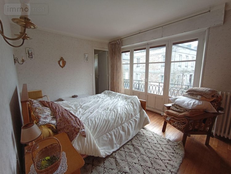 Maison a vendre Condé-en-Normandie 14110 Calvados 215 m2 8 pièces 157750 euros