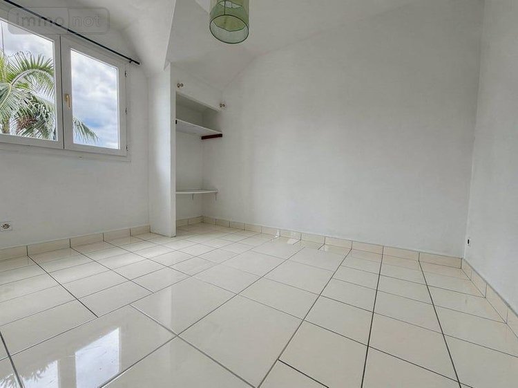 Maison a vendre Sainte-Clotilde 97490 Réunion 83 m2 4 pièces 254000 euros