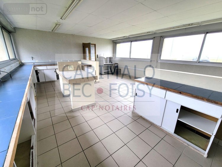 Fonds et murs commerciaux a vendre Châteaudun 28200 Eure-et-Loir 67 m2  81200 euros