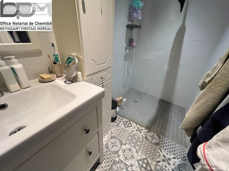 Appartement a vendre Chemillé-en-Anjou 49120 Maine-et-Loire 140 m2 6 pièces 310500 euros