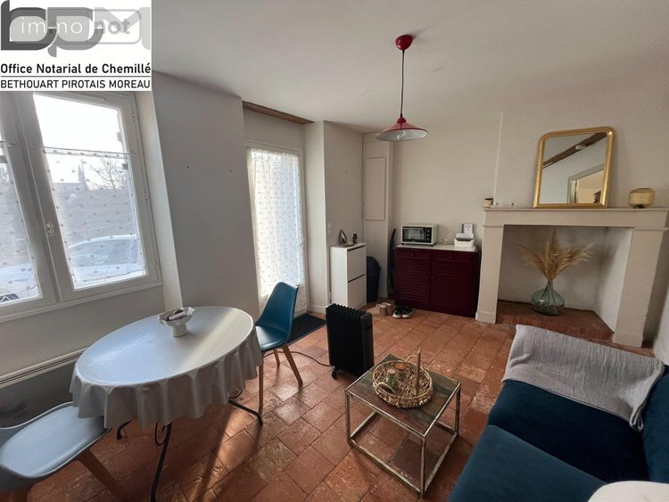 Immeuble a vendre Chemillé-en-Anjou 49120 Maine-et-Loire 140 m2  310500 euros