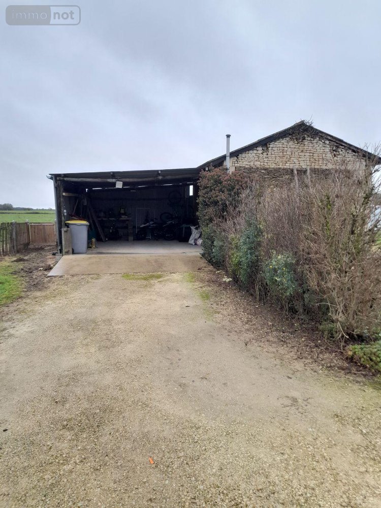 Maison a vendre Verrue 86420 Vienne 95 m2 10 pièces 171600 euros