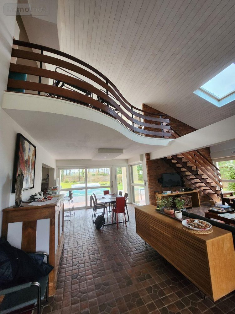 propriete a vendre Plaimpied-Givaudins 18340 Cher 175 m2 6 pièces 508370 euros