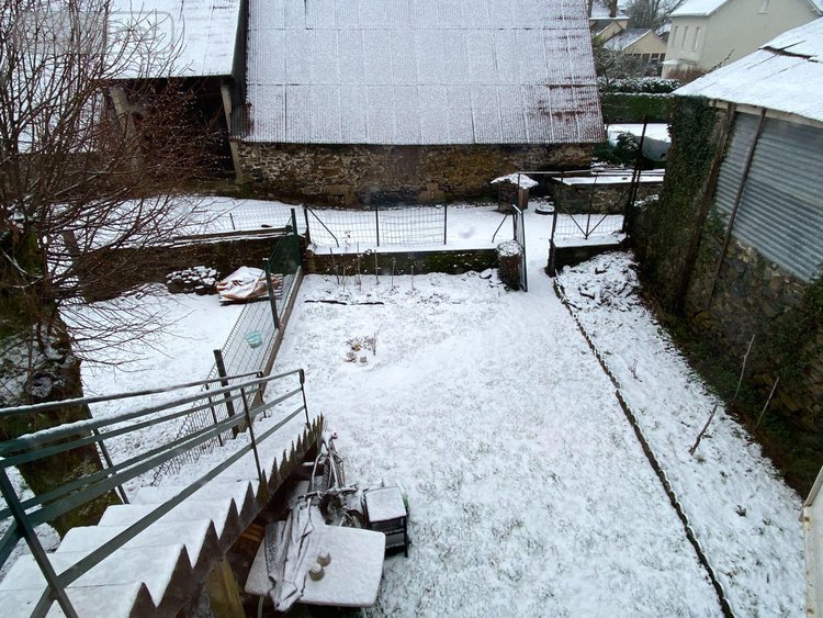 Maison a vendre Pleaux 15700 Cantal 73 m2  68900 euros