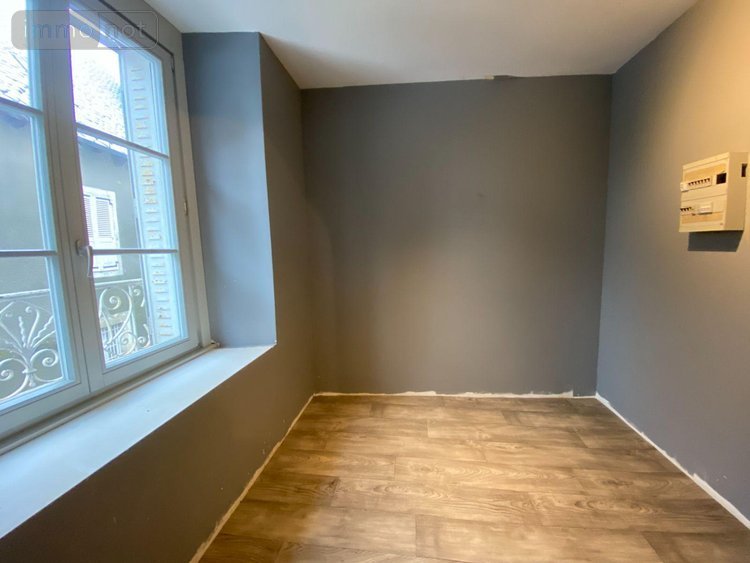 Maison a vendre Pleaux 15700 Cantal 73 m2  68900 euros