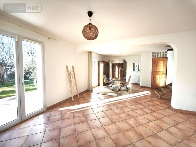 propriete a vendre Mouriès 13890 Bouches-du-Rhône 211 m2 7 pièces 688000 euros