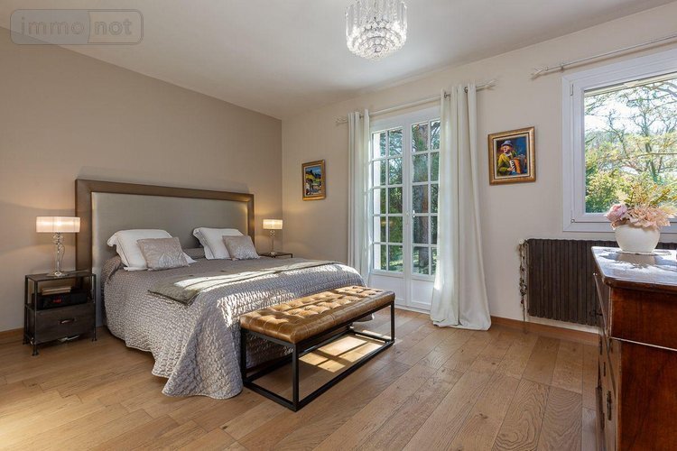 Maison a vendre Aix-en-Provence 13090 Bouches-du-Rhône 241 m2 7 pièces 1390000 euros