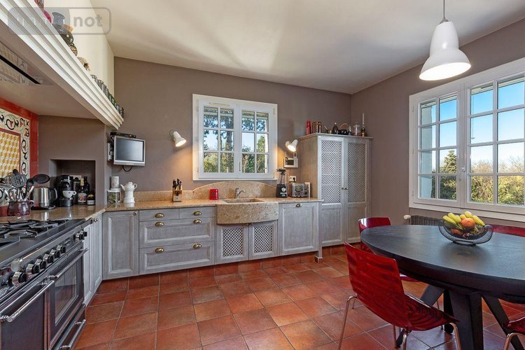 Maison a vendre Aix-en-Provence 13090 Bouches-du-Rhône 241 m2 7 pièces 1465000 euros