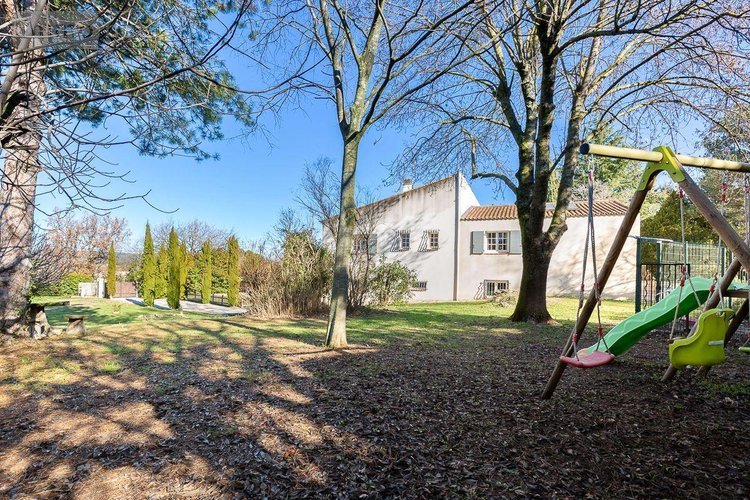 Maison a vendre Aix-en-Provence 13090 Bouches-du-Rhône 241 m2 7 pièces 1465000 euros