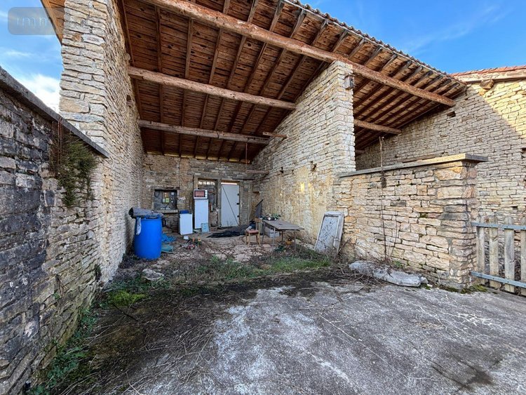 Maison a vendre Senaud 39160 Jura 206 m2 5 pièces 44000 euros