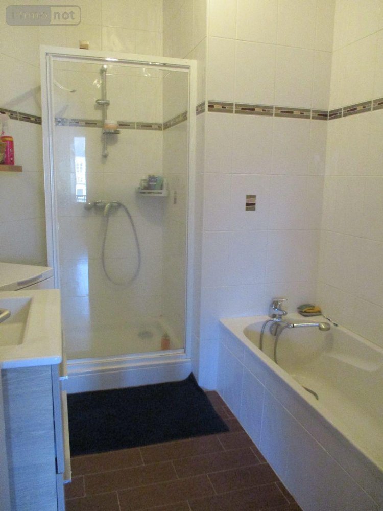 Appartement a vendre Fougères 35300 Ille-et-Vilaine 75 m2 4 pièces 148662 euros