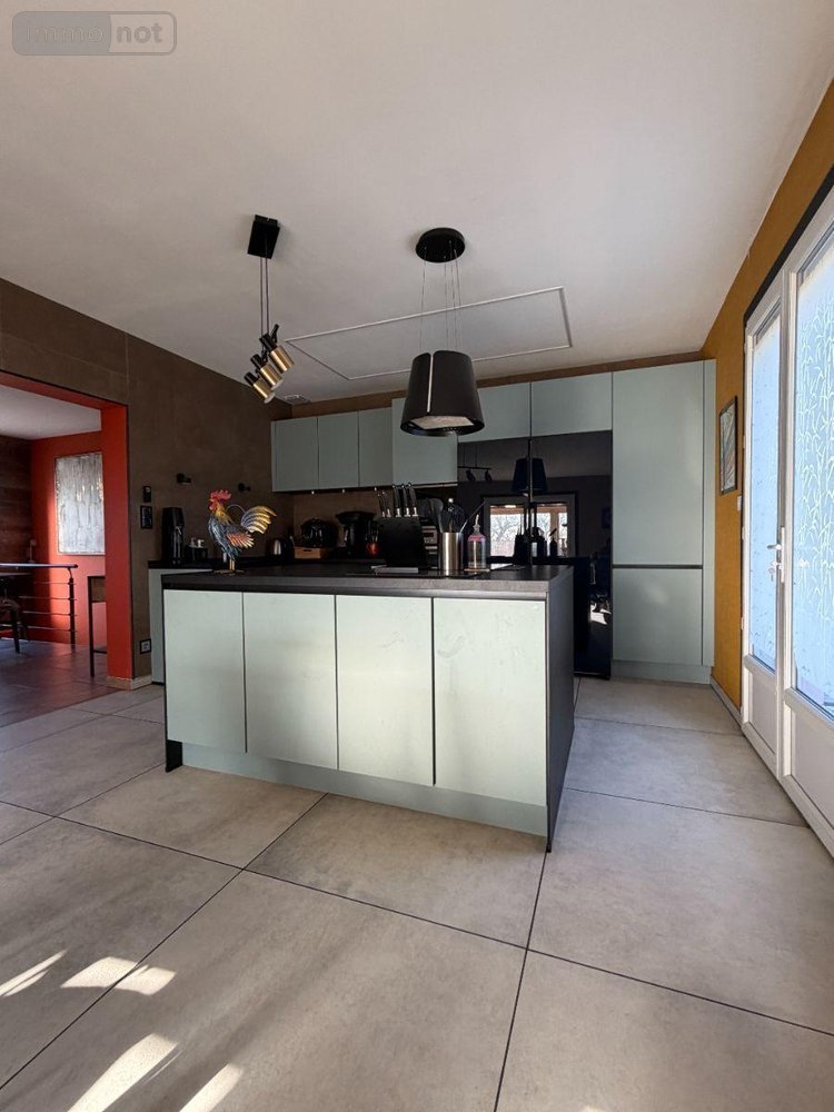 Maison a vendre Charnay-lès-Mâcon 71850 Saône-et-Loire 137 m2 4 pièces 255000 euros